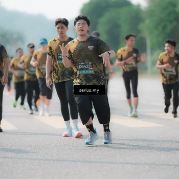 Runner Photo 6439032