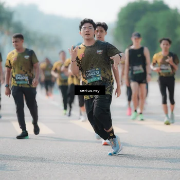 Runner Photo 6439042
