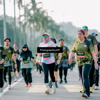 Runner Photo 6439061