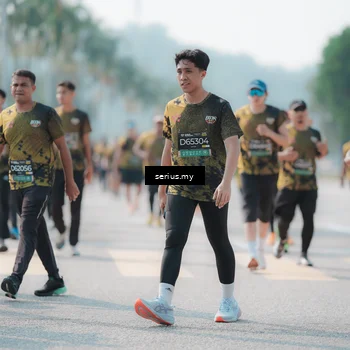Runner Photo 6439063