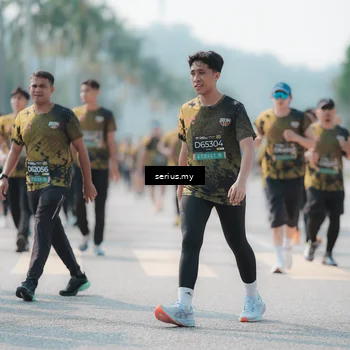 Runner Photo 6439067