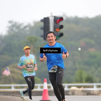 Runner Photo 6439072