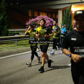 Runner Photo 6439073