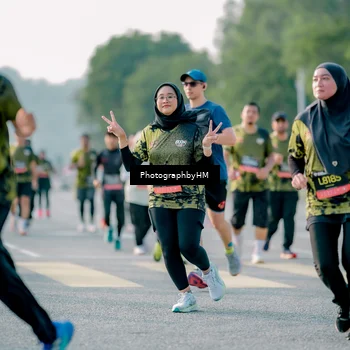 Runner Photo 6439075