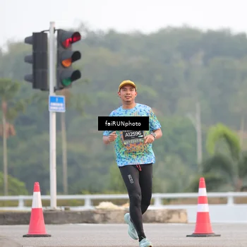 Runner Photo 6439076