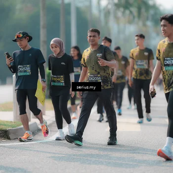 Runner Photo 6439077