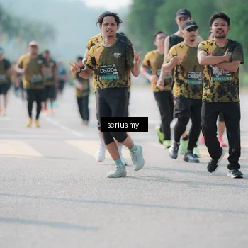 Runner Photo 6439089