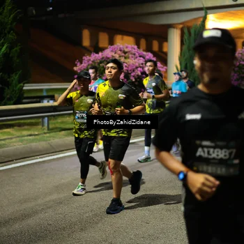 Runner Photo 6439090