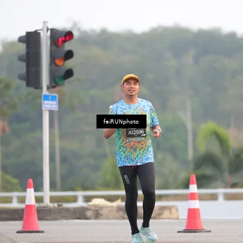 Runner Photo 6439100