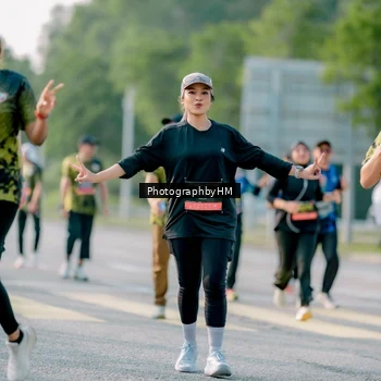 Runner Photo 6439111