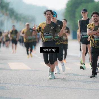 Runner Photo 6439112