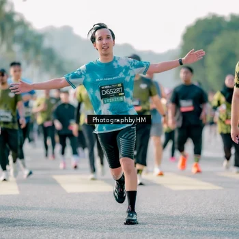 Runner Photo 6439116