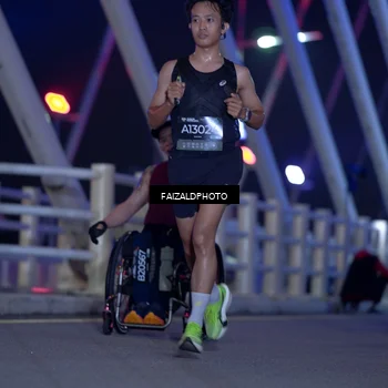 Runner Photo 6439117