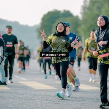 Runner Photo 6439129