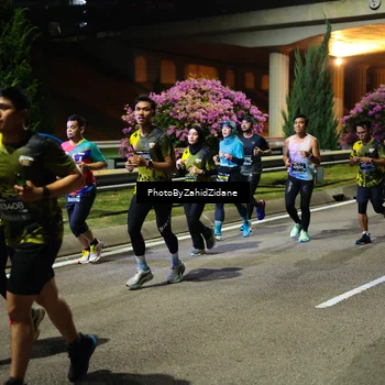 Runner Photo 6439146