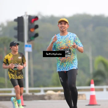Runner Photo 6439156