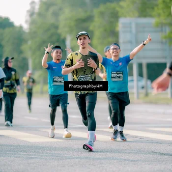Runner Photo 6439168