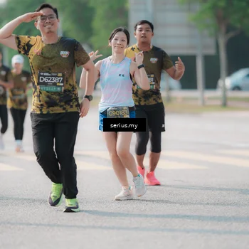 Runner Photo 6439180