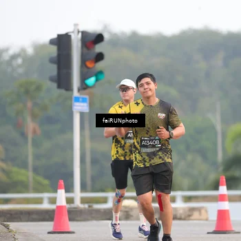 Runner Photo 6439215
