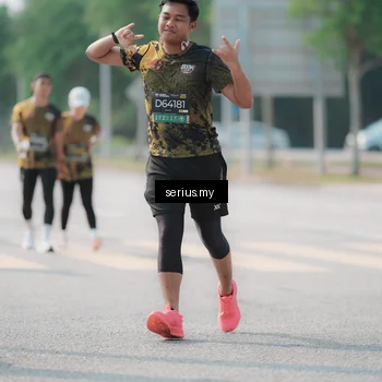Runner Photo 6439221