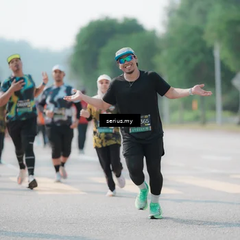 Runner Photo 6439259