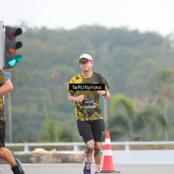 Runner Photo 6439262