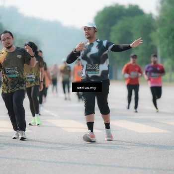 Runner Photo 6439284