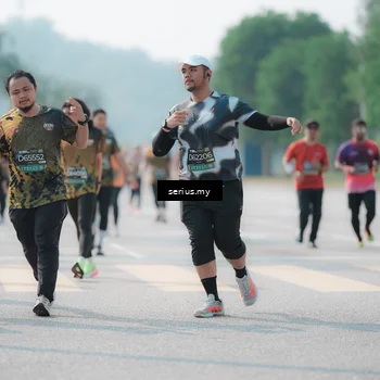 Runner Photo 6439289