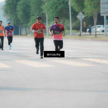 Runner Photo 6439302