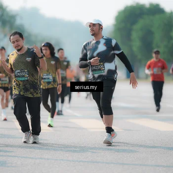 Runner Photo 6439303