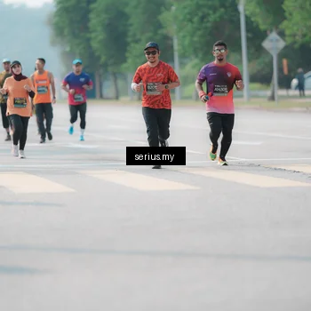 Runner Photo 6439311