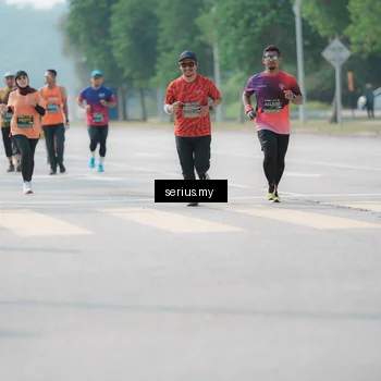 Runner Photo 6439312