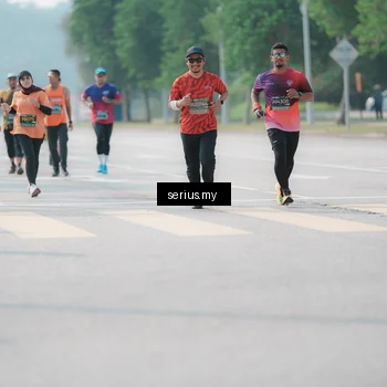 Runner Photo 6439318
