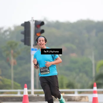 Runner Photo 6439324