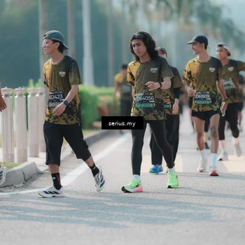 Runner Photo 6439344