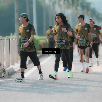 Runner Photo 6439347