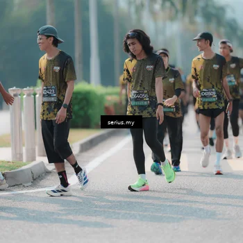 Runner Photo 6439349