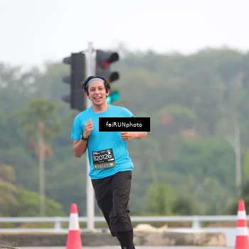 Runner Photo 6439353
