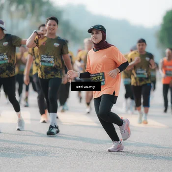 Runner Photo 6439377