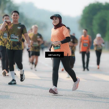 Runner Photo 6439386