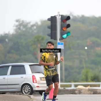 Runner Photo 6439391