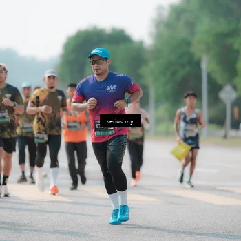 Runner Photo 6439403