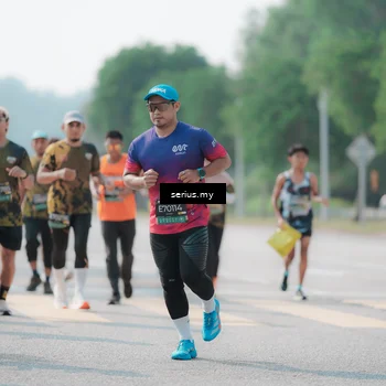Runner Photo 6439404
