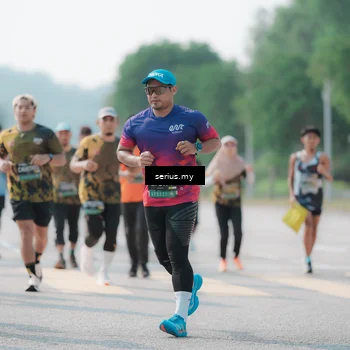 Runner Photo 6439410