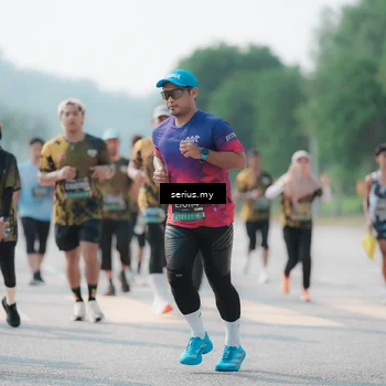 Runner Photo 6439417