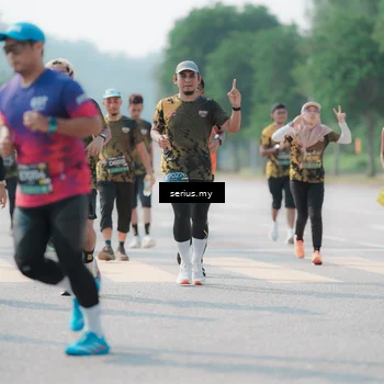 Runner Photo 6439426