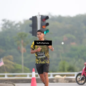 Runner Photo 6439433