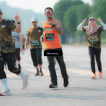 Runner Photo 6439459