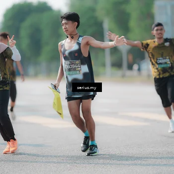 Runner Photo 6439481