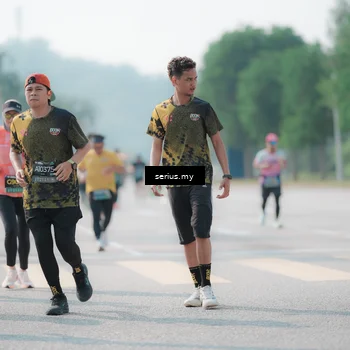 Runner Photo 6439535